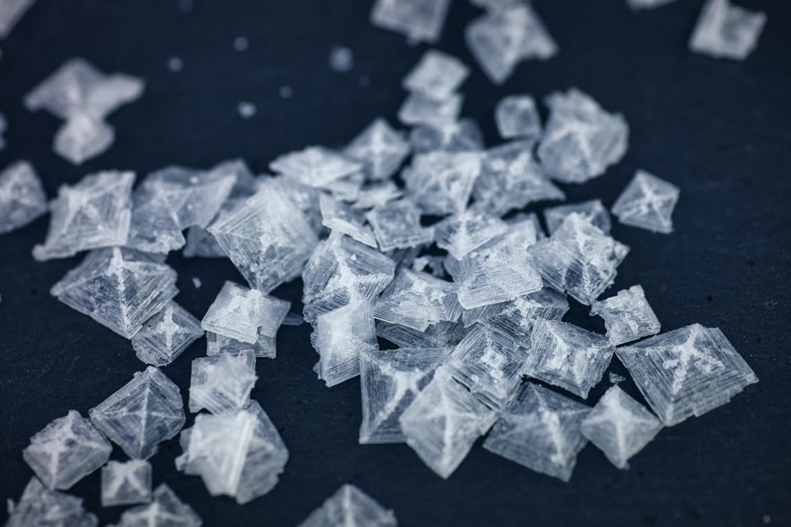 Pyramid flake sea salt crystals showing delicate texture and structure